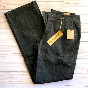 NWT Size 10 Jeanstar Black Boot Cut Jeans with some Stretch